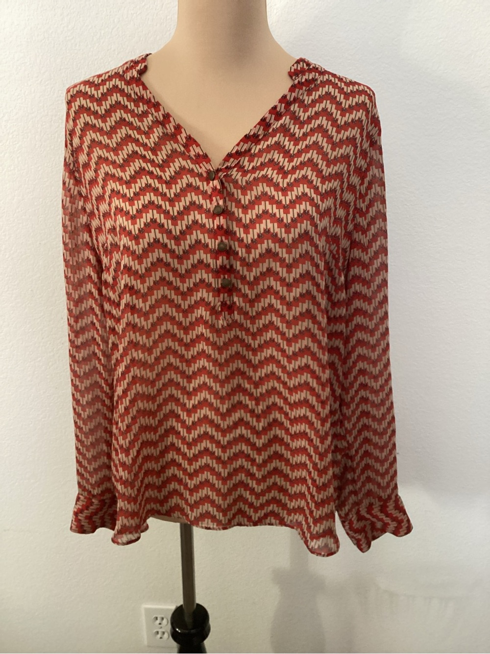a.n.a Red and Cream Chevron V-Neck Long Sleeve Blouse